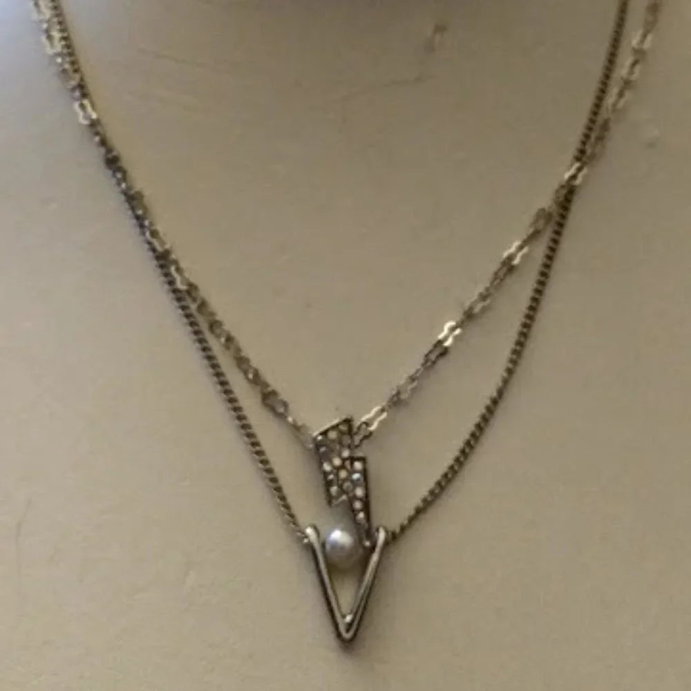KOHL'S 2pc SET Silver Crystal Lightning Bolt + V Shape Pearl Girls Necklaces~NEW